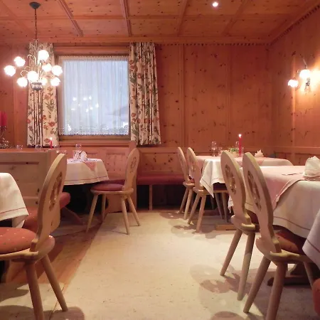 Hotel Bergfriede 3*