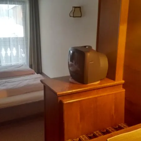 Hotel Bergfriede 3*